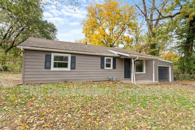 Building Photo - 3526 N 56th Terrace