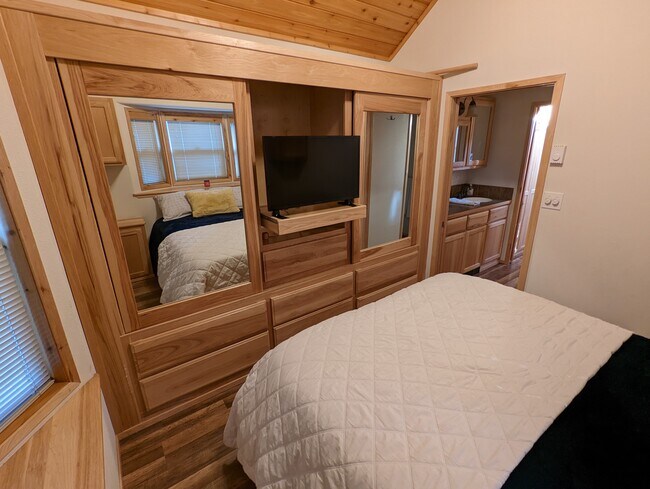 Lots of closet, drawer, and under the bed storage - 1546 Reservation Rd SE