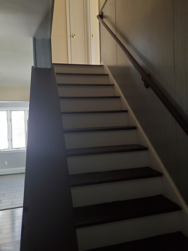 Foto del edificio - 4 br, 2 bath House - 220 Woodland Avenue