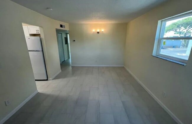 Foto del edificio - 432 Auburn Dr