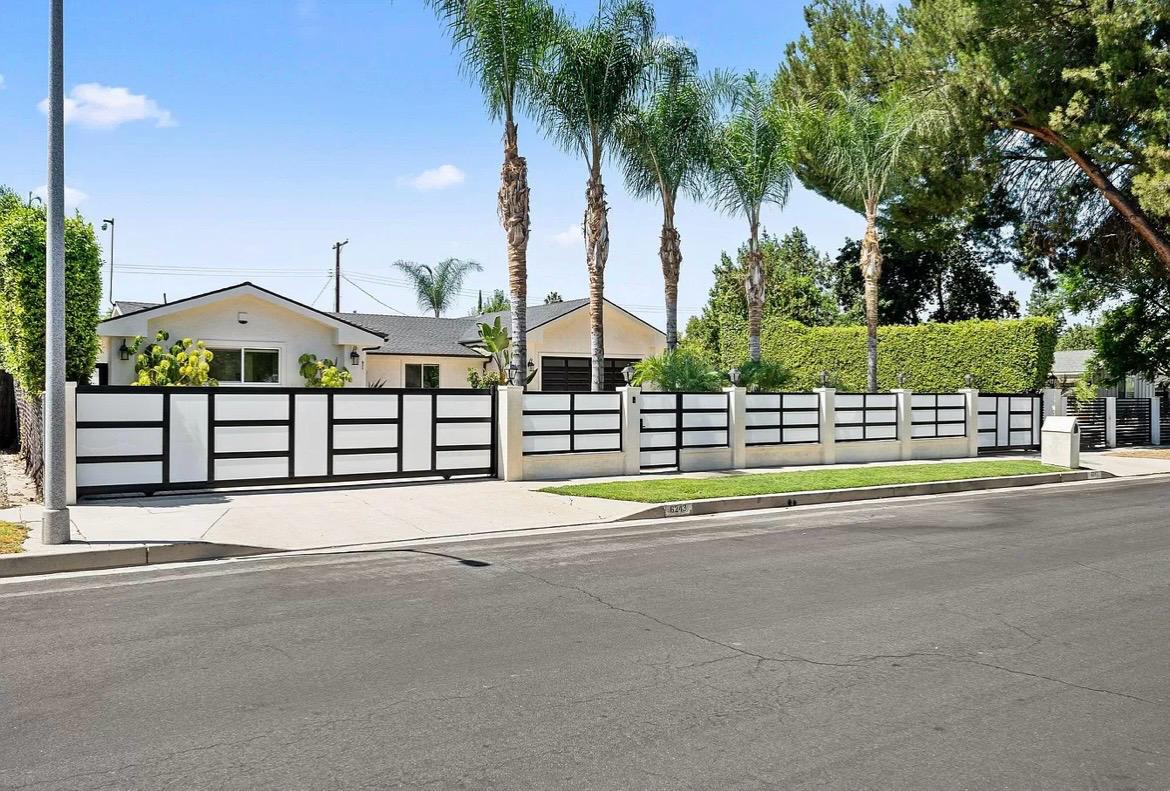 Foto principal - 6243 Berquist Ave