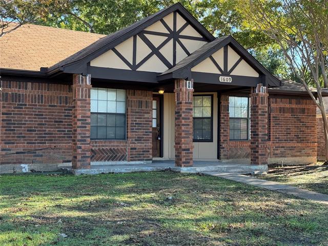 Foto del edificio - 1609 Autumn Breeze Ln
