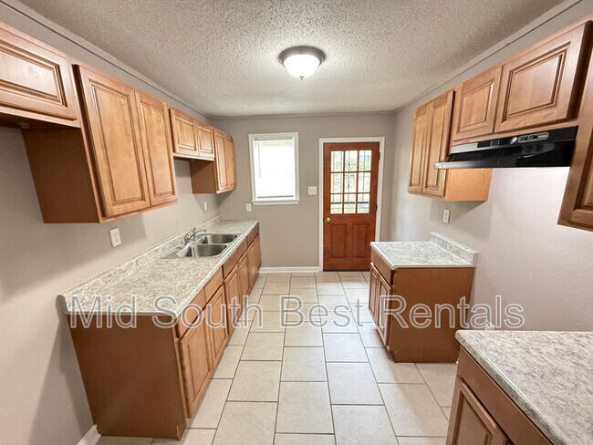 Foto del edificio - 2142 Lowell Ave