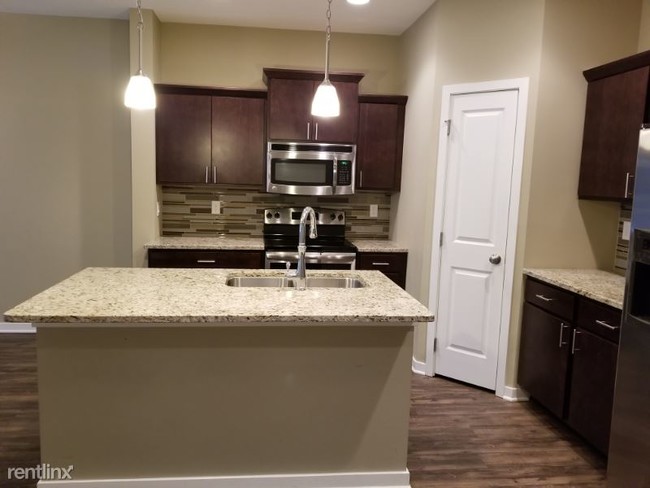 Building Photo - 9088 Burkwood Dr