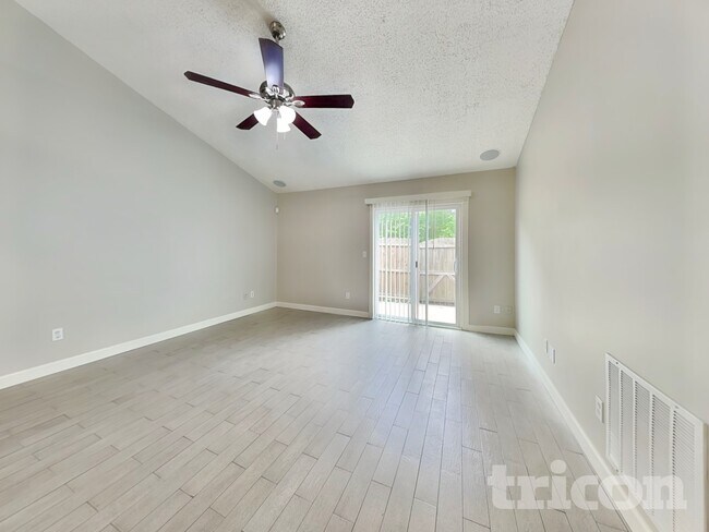 Foto del edificio - 1885 Ontario Ct