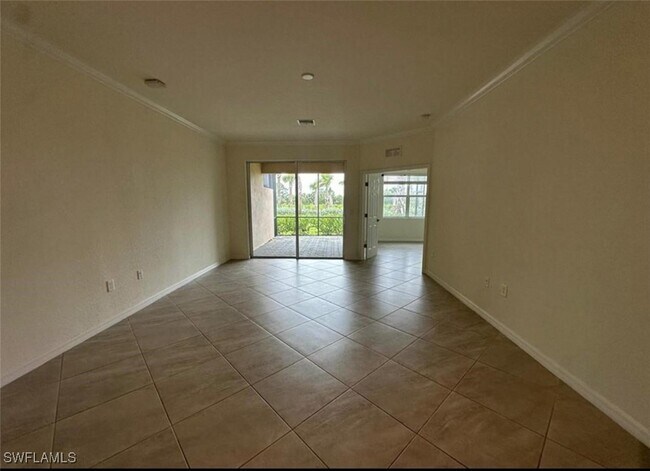 Building Photo - 17765 Woodland Ct