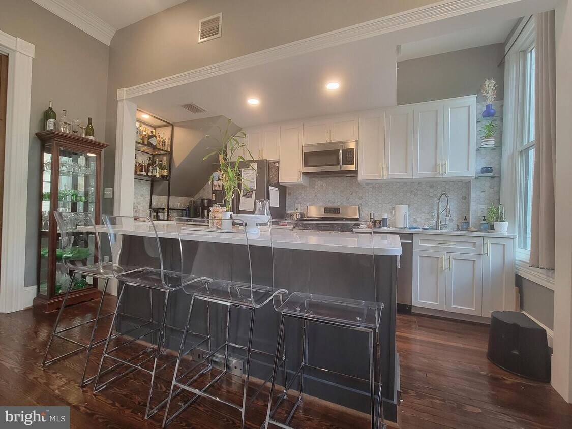Foto principal - 514 11th St SE