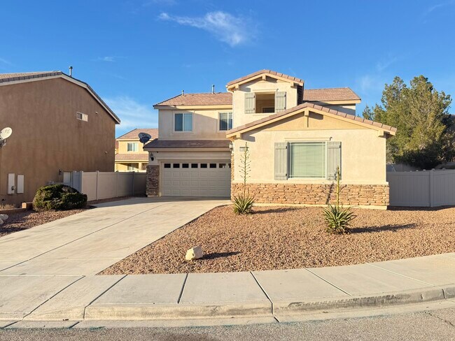 Foto del edificio - 15866 Barrel Cactus Ln