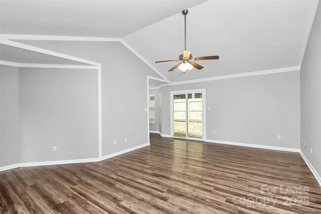 Foto del edificio - 1540 Nichole Ln