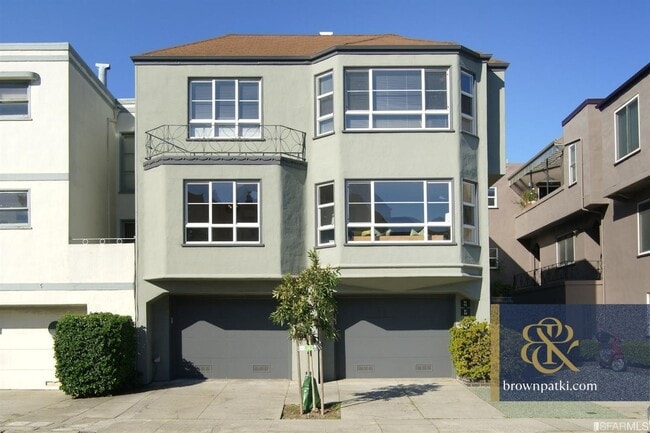 Foto del edificio - 89 Iris Ave