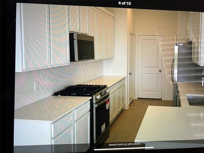 Building Photo - 12711 Dog Canyon Trl