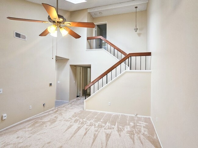 Building Photo - Chula Vista Twin Home