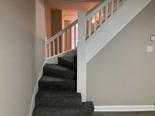 Foto del edificio - Convenient City Living Near Johns Hopkins & NE Market