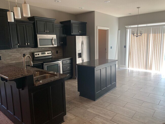 Foto del edificio - 11667 Ridgeway Ct