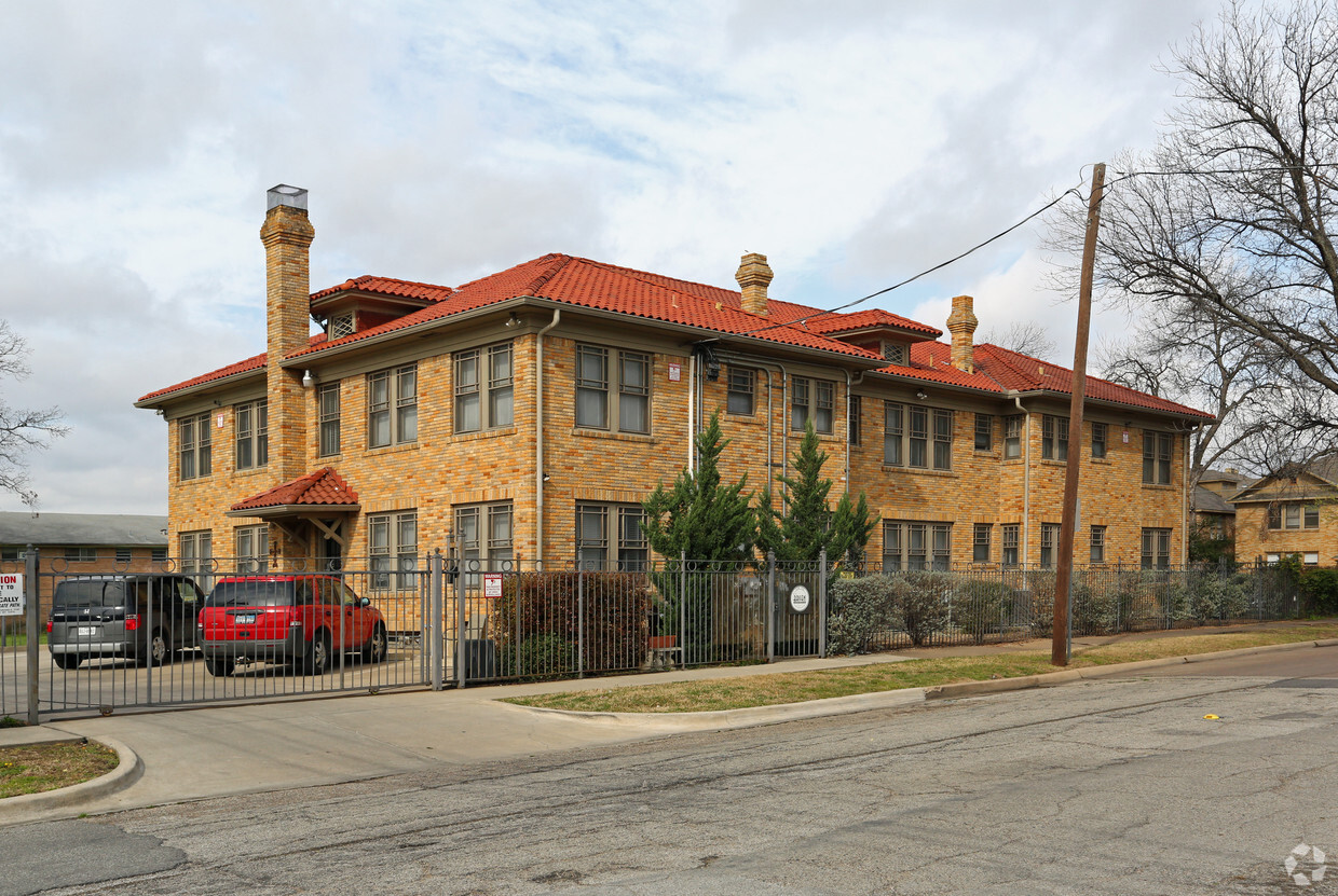 Primary Photo - The Bryan Apartments