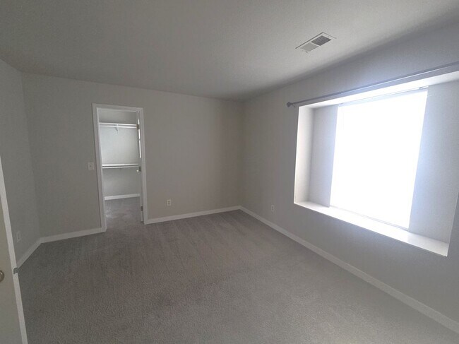 Foto del edificio - 3897 E 121st Ave