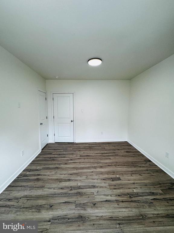 Foto del edificio - 5823 Pemberton St