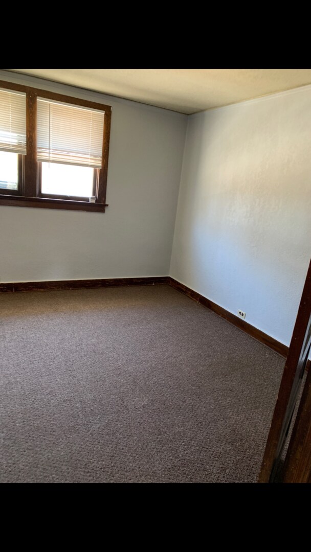 Building Photo - Second Floor Apt in Duplex near Weisser Park.