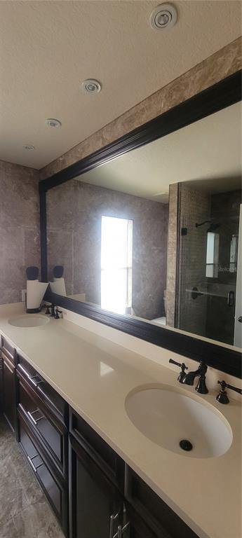 Foto del edificio - 6434 Pinewood Dr