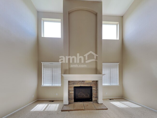 Foto del edificio - 1556 S Catawba Cir