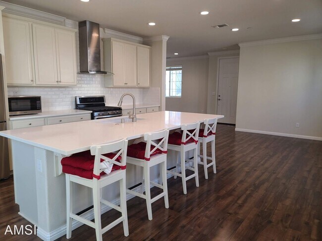 Building Photo - 3 br, 2.5 bath House - 2622 Admiral Cir