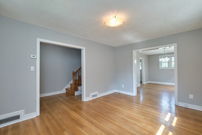 Foto del edificio - 4724 Blaine St NE