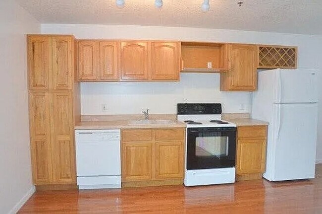 Foto del edificio - 411 E Scott St