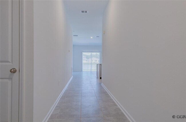 Building Photo - 1496 Brentwood Dr