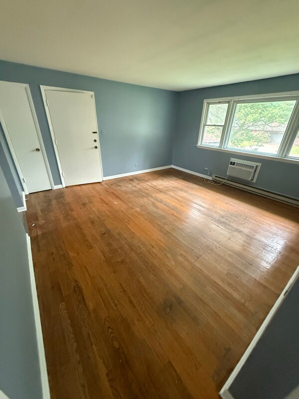 Foto principal - 221 S Small Ave