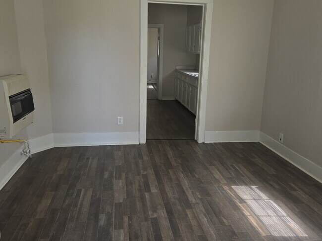 Foto del edificio - 1511 E 2nd St