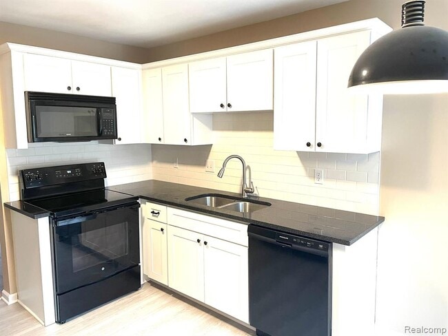 Building Photo - 29552 Sierra Point Cir