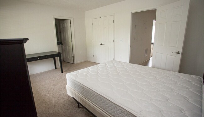 Foto del edificio - 2111 Purple and Gold Way