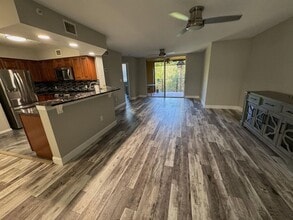 Building Photo - 300 Scotia Dr