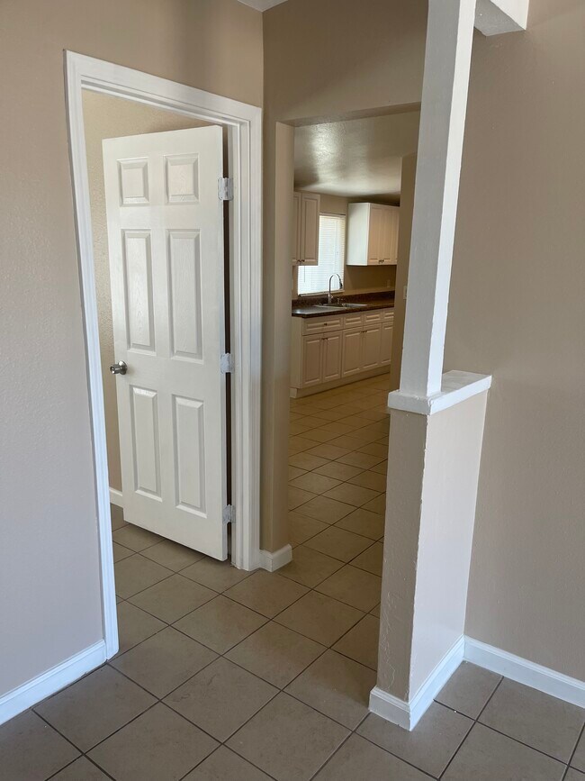 Building Photo - 15643 Sueno Ln