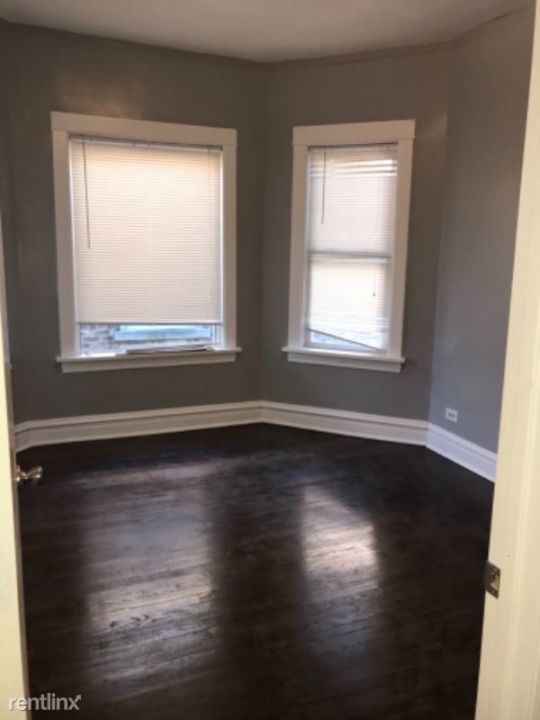 Foto del edificio - 5027 W Sunnyside Ave