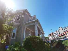 Building Photo - 133 South St