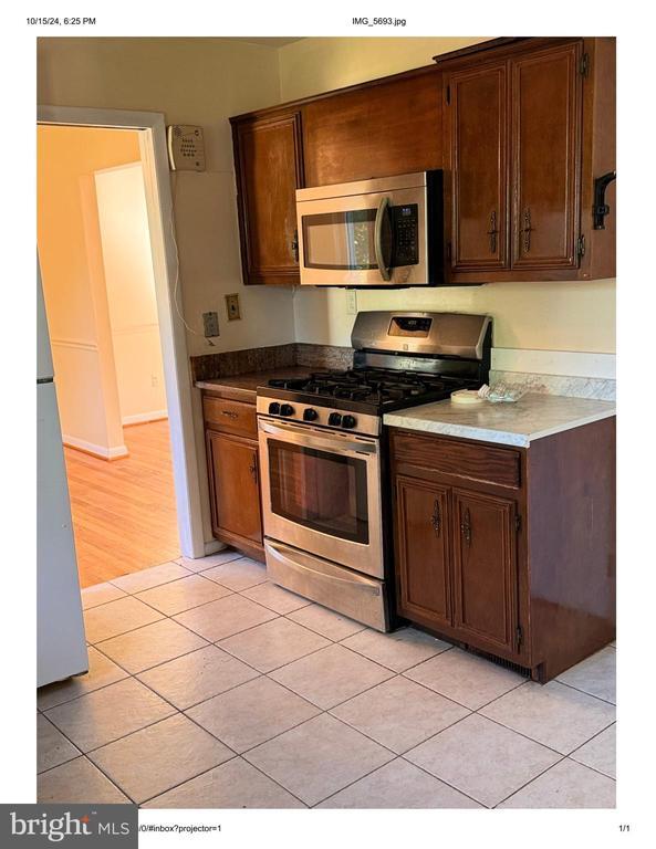 Building Photo - 6726 Longridge Dr