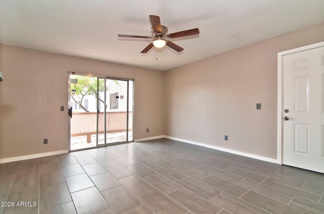 Building Photo - 616 S Hardy Dr
