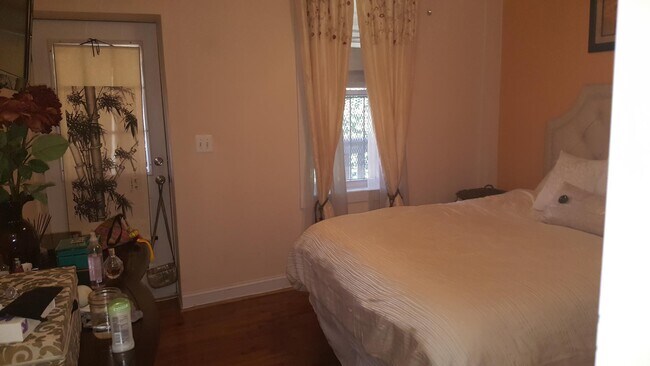 dormitorio - 2129 1st St NW 3
