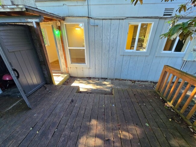 Building Photo - 510 N Collier St