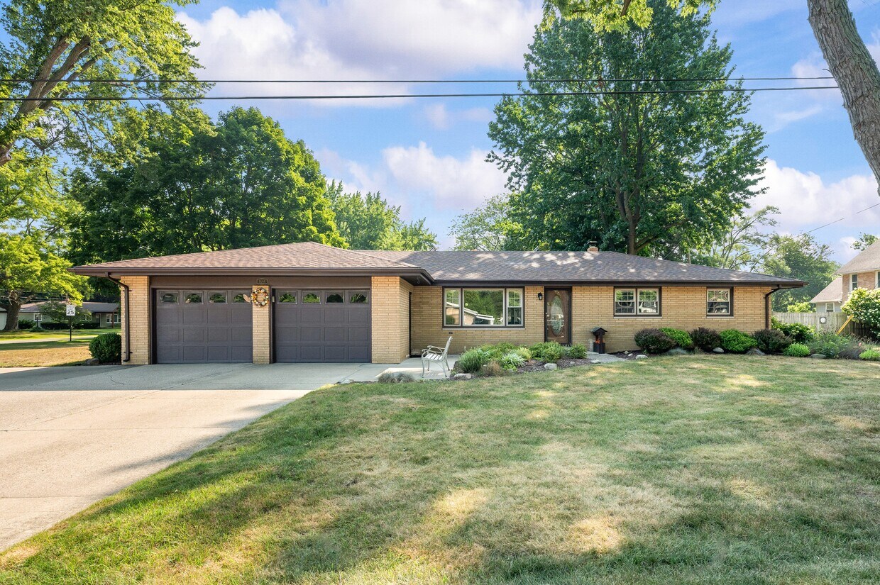 Foto principal - 1686 N Teakwood Dr