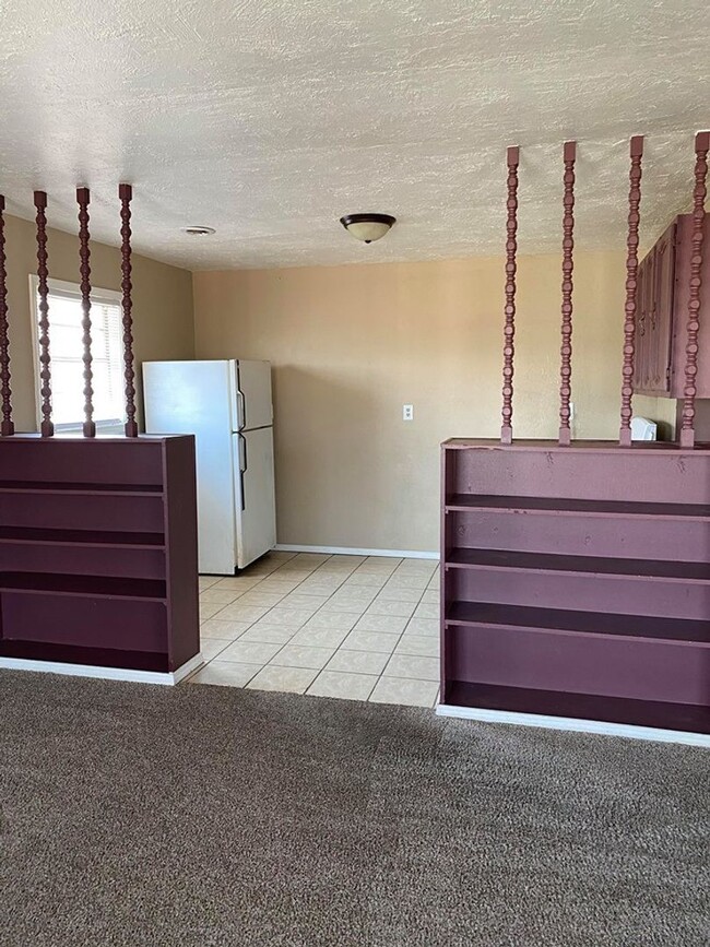 Building Photo - Harrison Properties