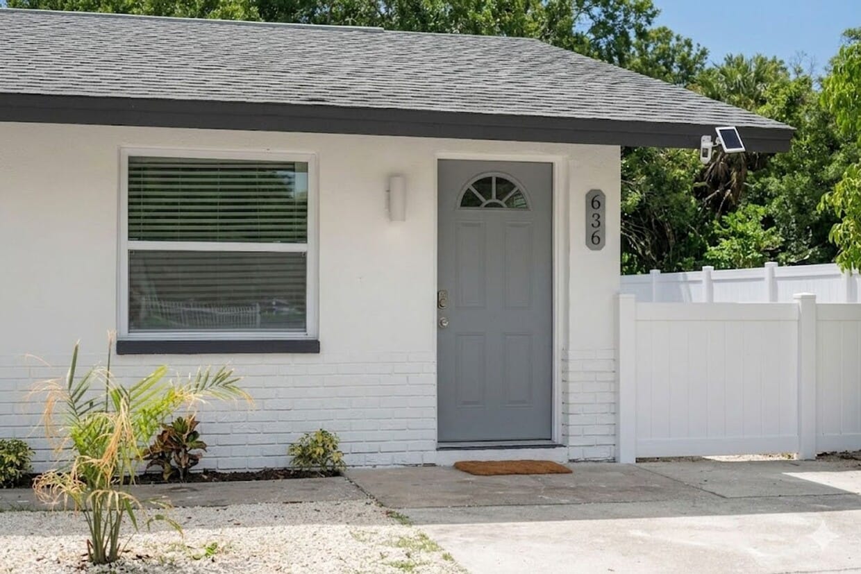Stylish Tranquil duplex - Near Belleair Beach - Stylish Tranquil duplex - Near Belleair Beach