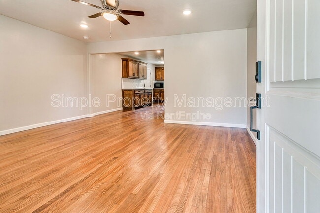 Foto del edificio - 1232 N Independence Ave
