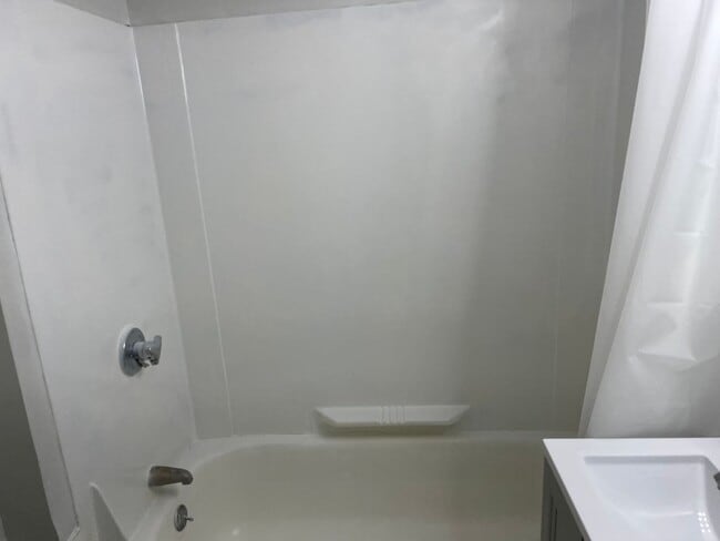 Foto del edificio - 220 Cross St