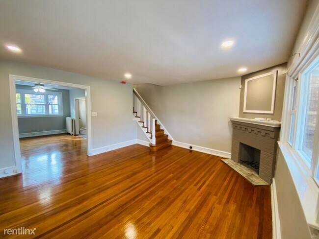 Building Photo - 3 br, 1 bath House - 6314 Homer Street