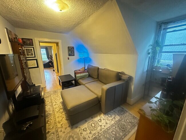 Foto del edificio - 69 Partridge Ave