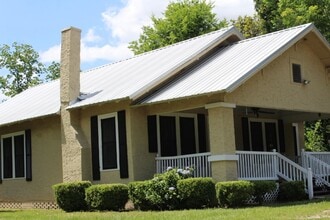 Building Photo - 4283 Bryan St