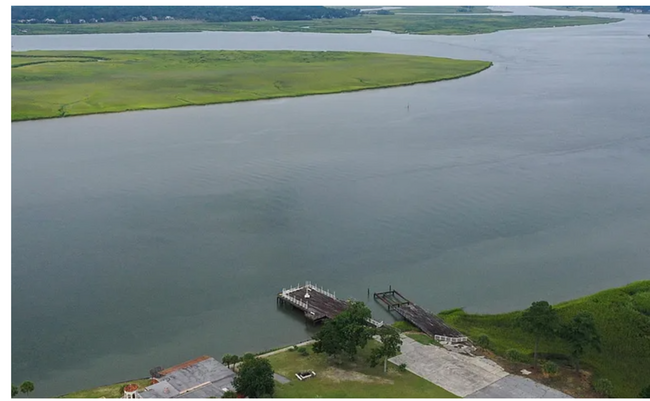 Building Photo - Penthouse View of the Wilmington River and...