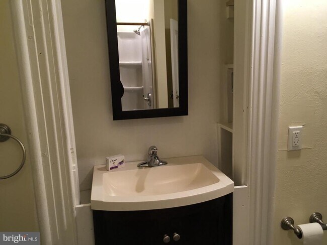 Foto del edificio - 800 Morgan Ave